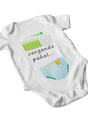 Cargando pañal – body bebé