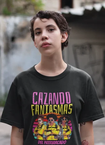 Camiseta Feminista Cazando fantasmas del Patriarcado