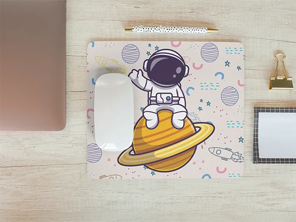 alfombrilla-raton-astronautas-redol-wear-gratis