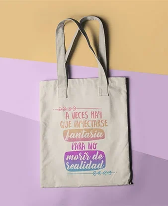 Tote A veces hay que inyectarse fantasía
